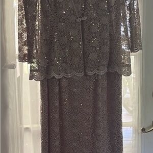 R & M Richards Silver/Beige Lace Mother of the Bride Wedding Dress.